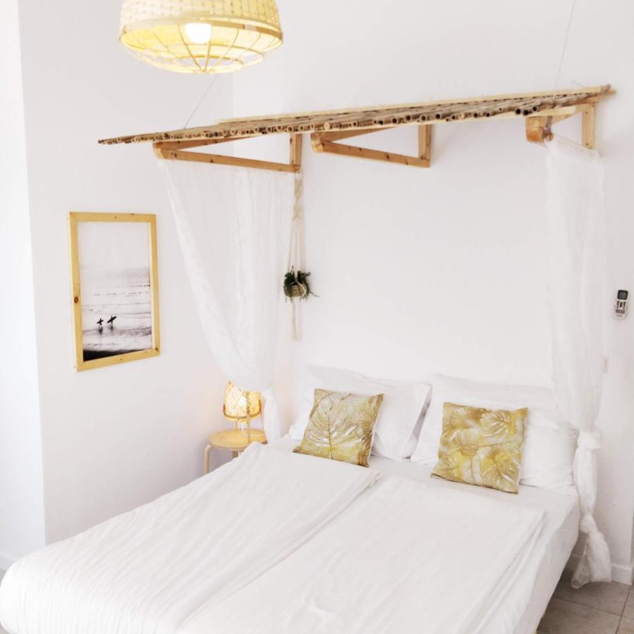 1000Nights Sea-Hut Appartamento Tel Aviv Esterno foto