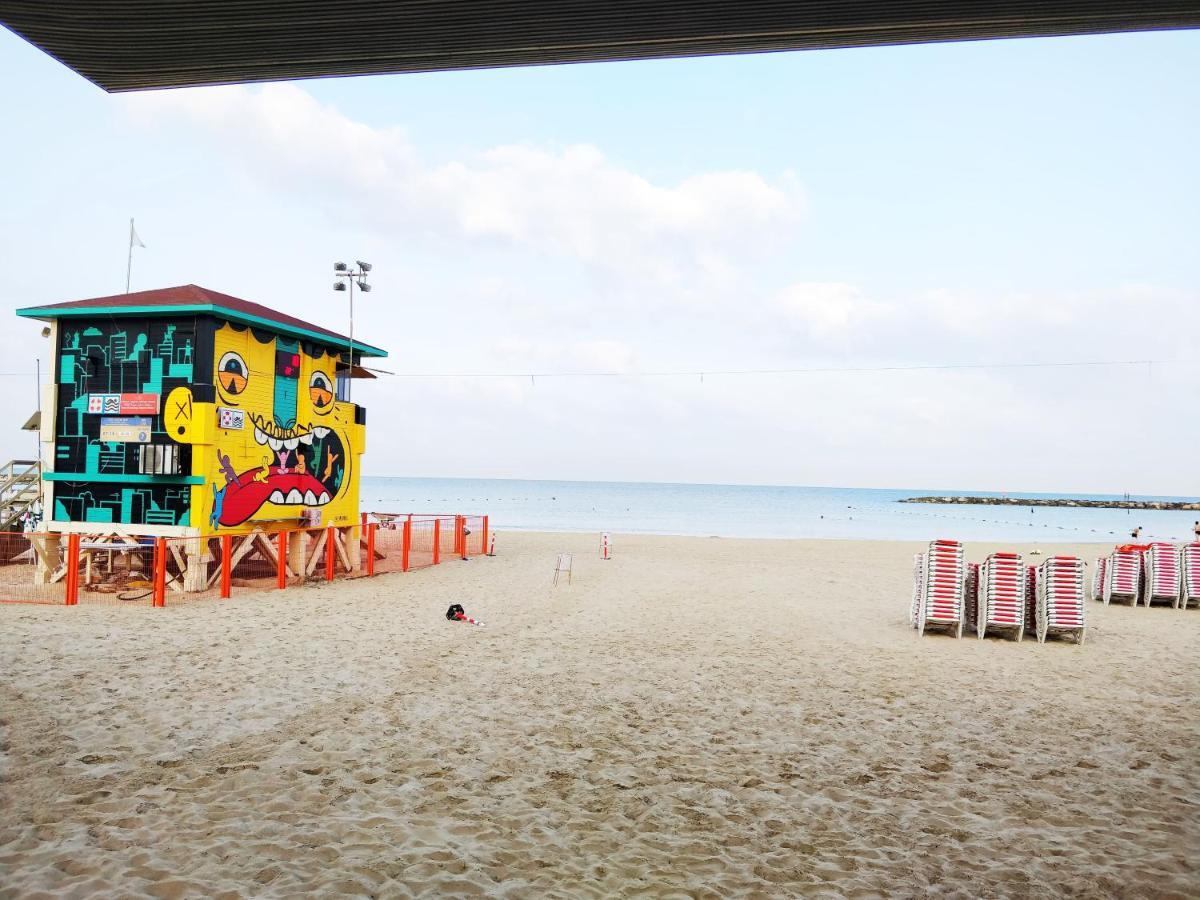 1000Nights Sea-Hut Appartamento Tel Aviv Esterno foto